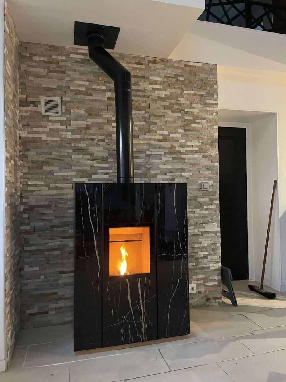 582034300_1315660030335709_5203913615150363839_n