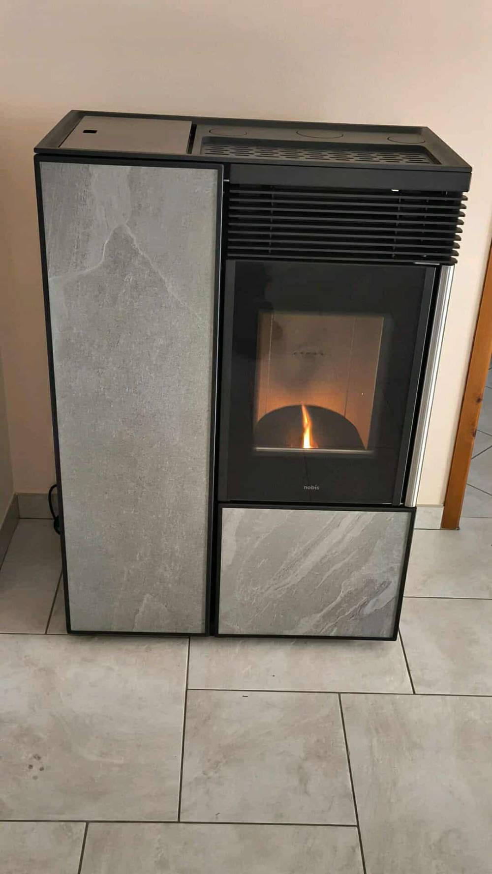 582074384_1889682628647059_482629287741913443_n